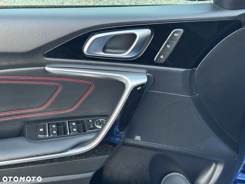 Kia ProCeed - 34