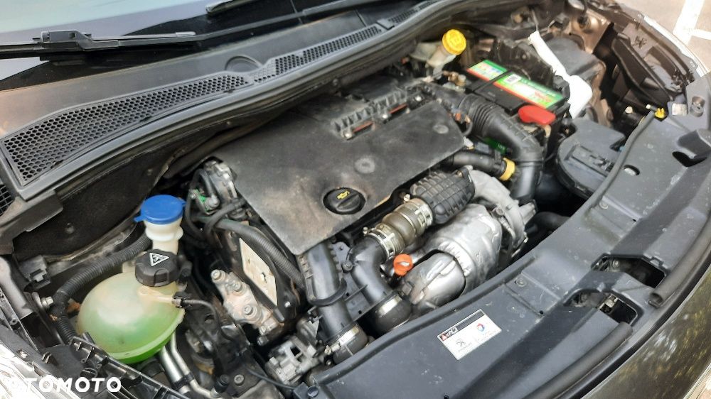 Peugeot 2008 1.6 BlueHDi Allure - 20