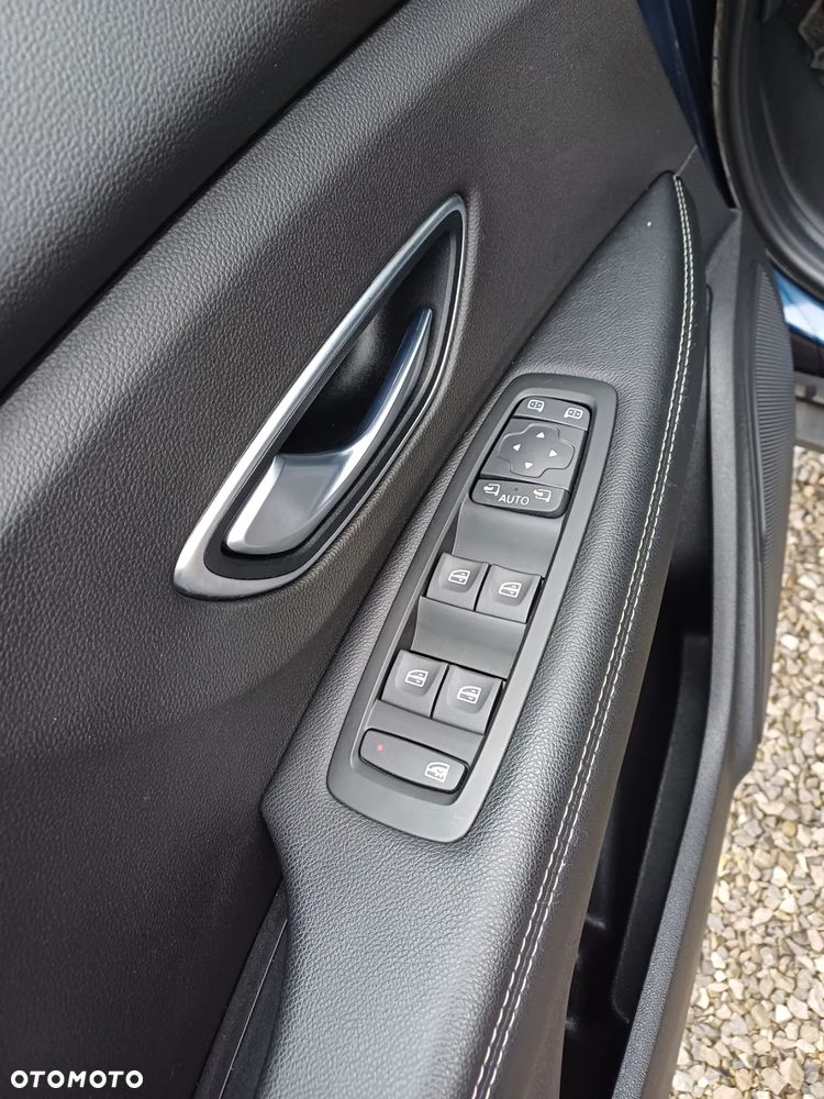 Renault Grand Scenic - 16