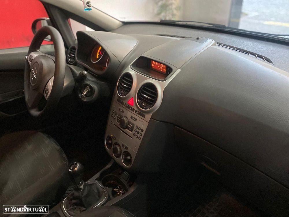 Opel Corsa 1.3 CDTi City - 19