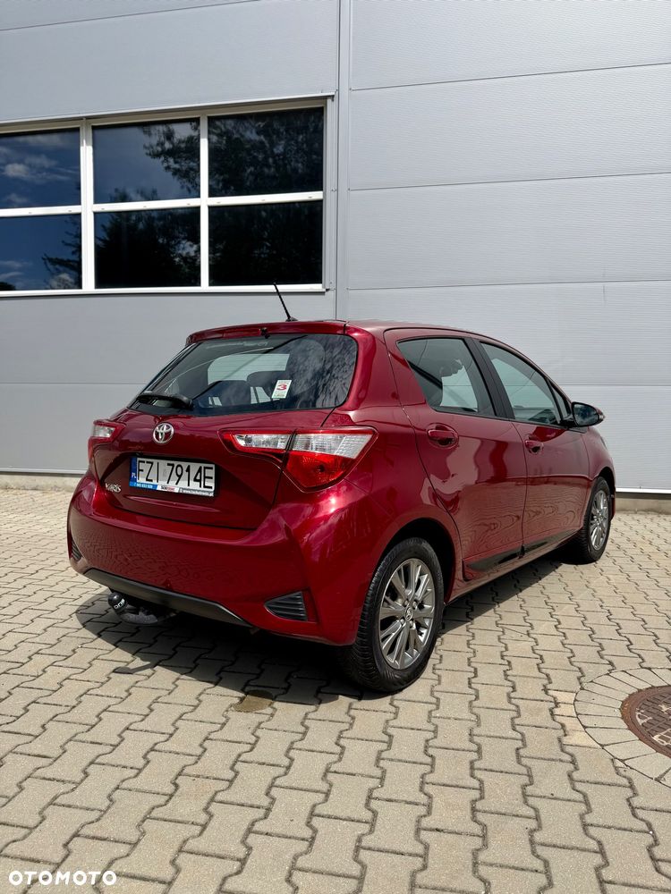 Toyota Yaris 1.5 Dynamic - 12