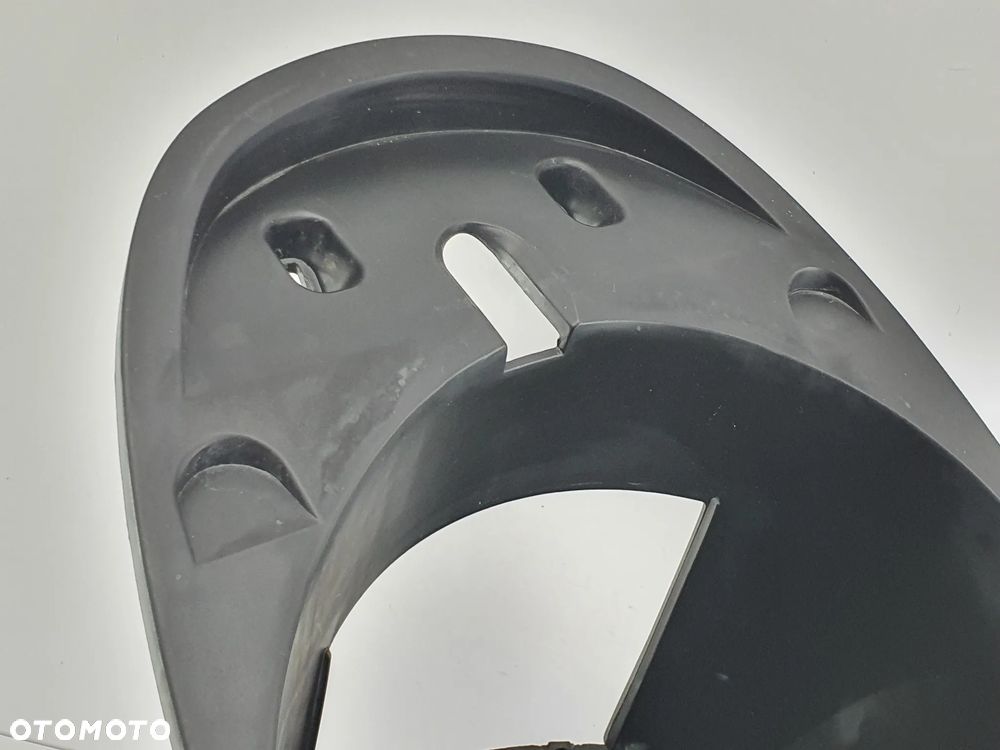 SCHOWEK KUFER  PEUGEOT E-VIVACITY - 4