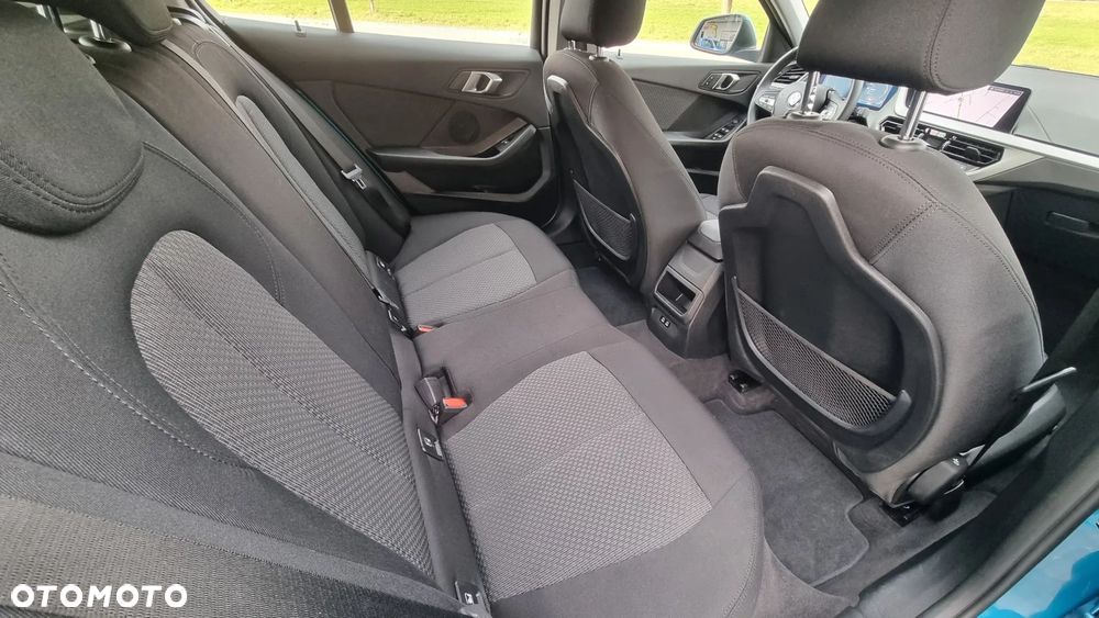 BMW Seria 1 118i Advantage - 22