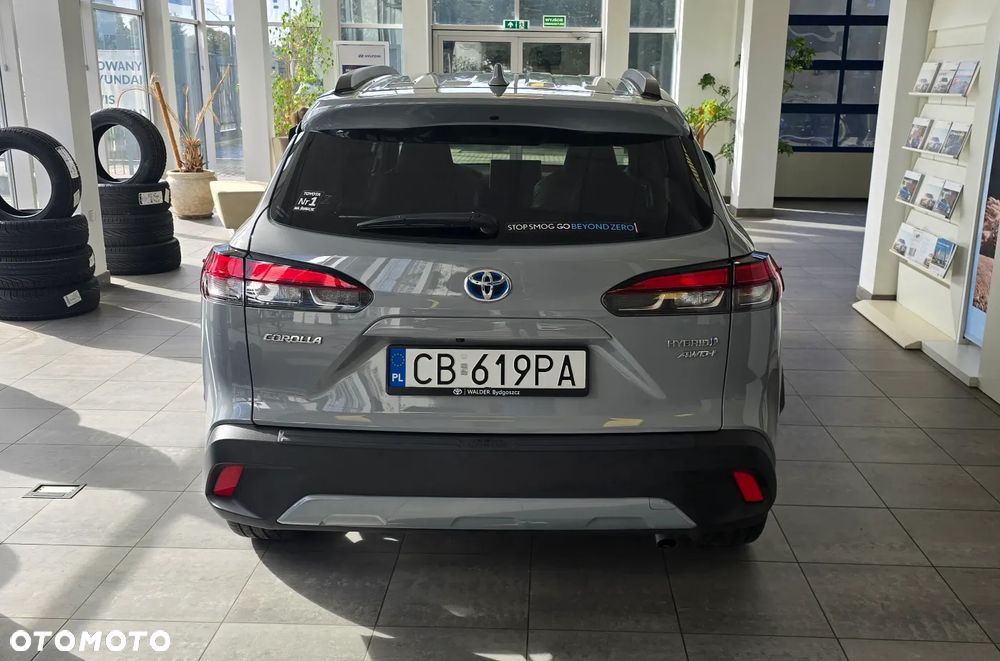 Toyota Corolla - 4