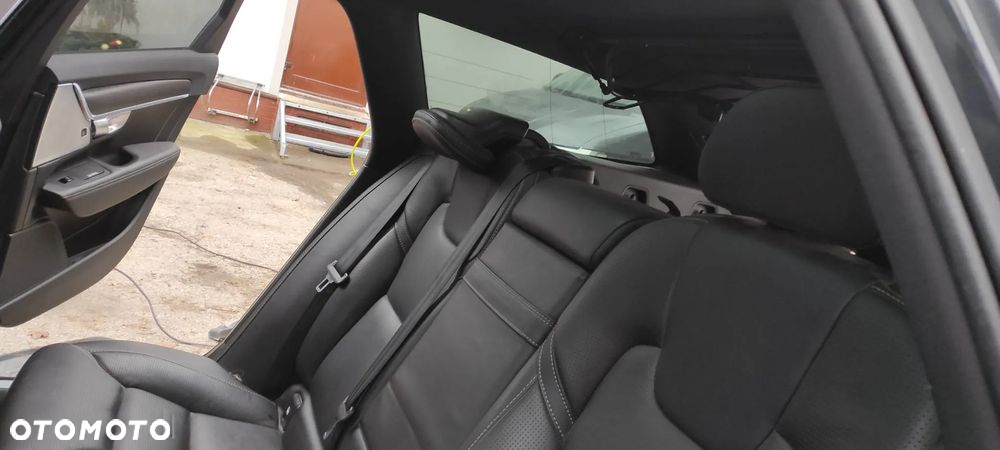 Volvo V90 Cross Country D5 AWD Geartronic Pro - 39