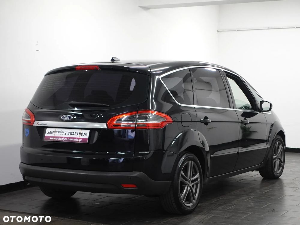 Ford S-Max - 8