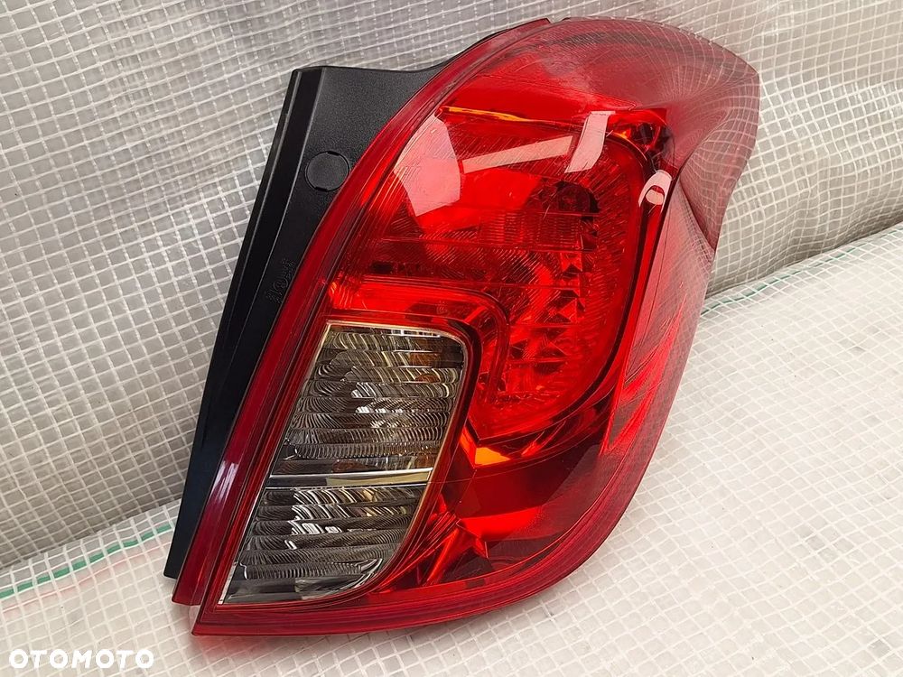 lampa tyl tylna prawa opel mokka a I 2012-2016 42558889 europa orginal demontaz - 3