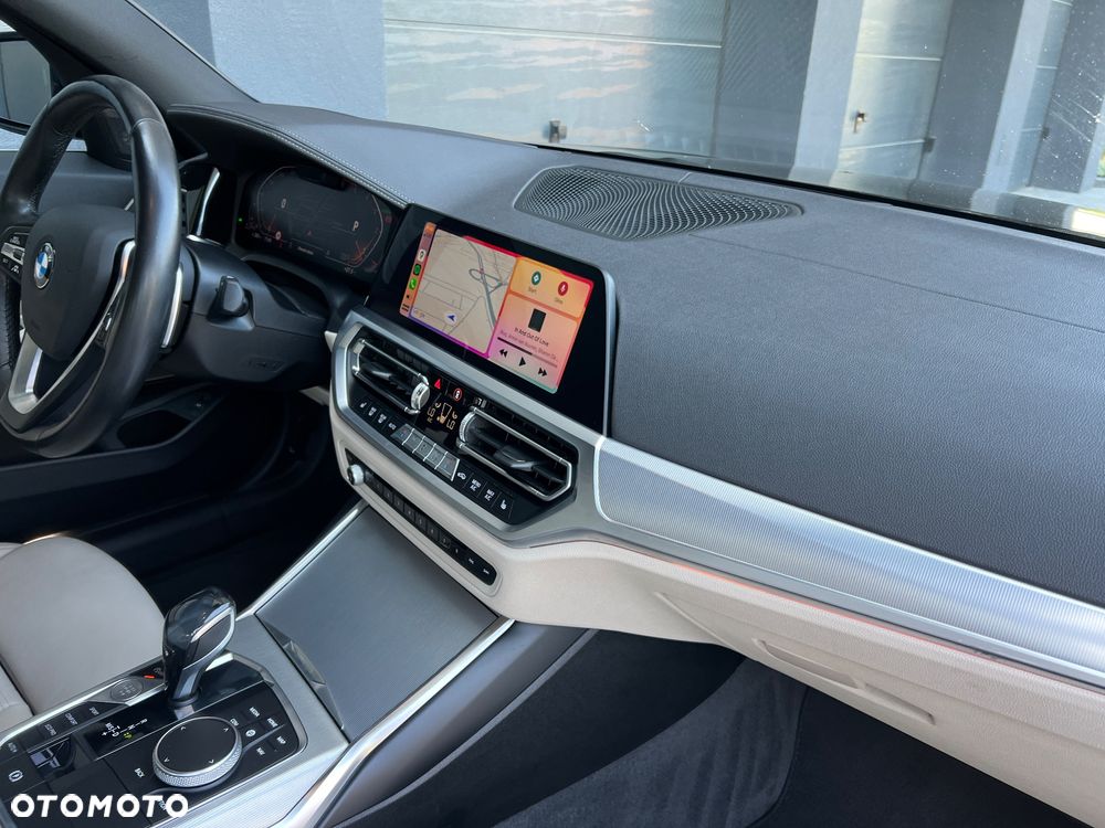 BMW Seria 3 320d Luxury Line sport - 16