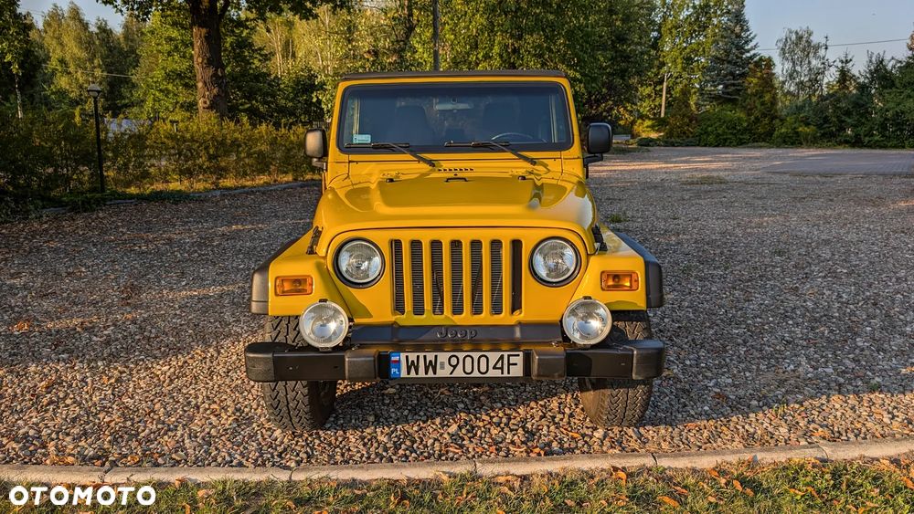 Jeep Wrangler - 5