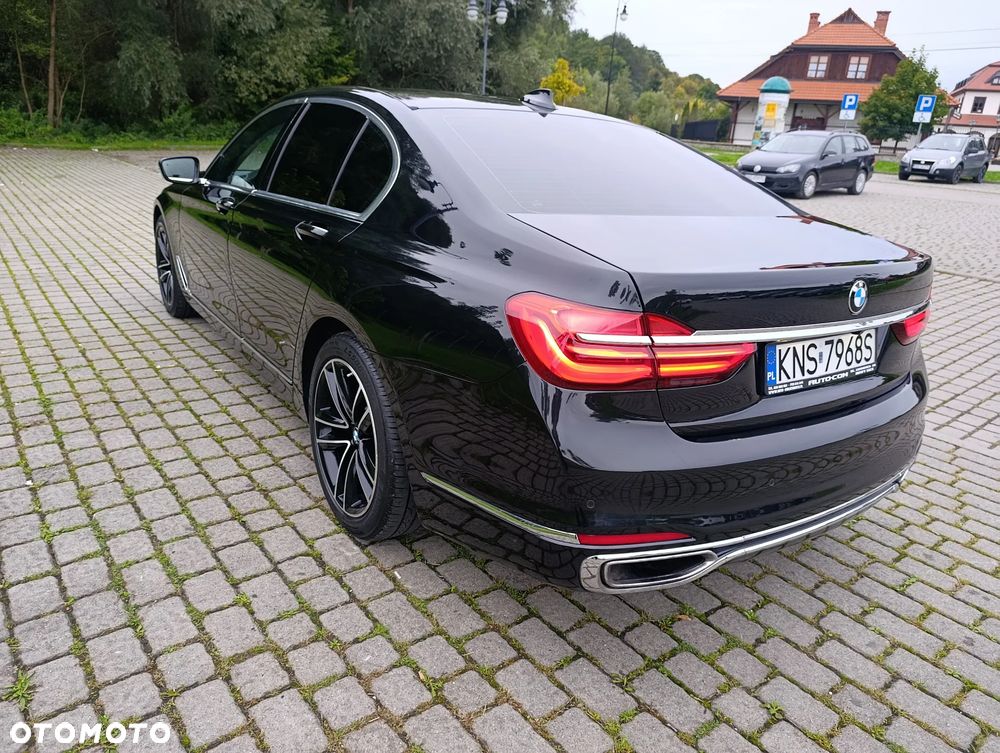 BMW Seria 7 730d xDrive - 10