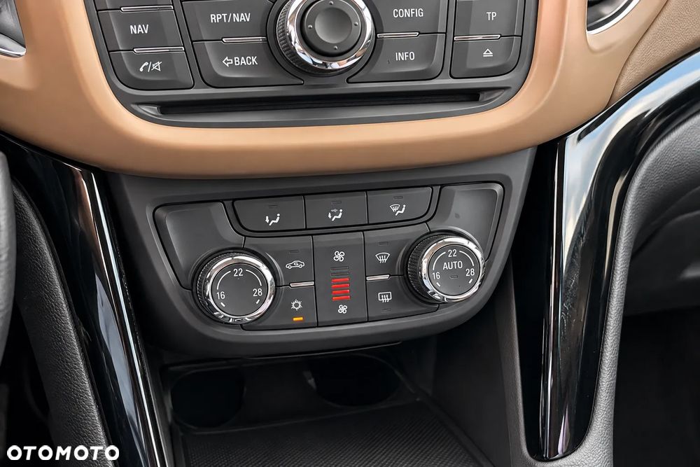Opel Zafira - 4