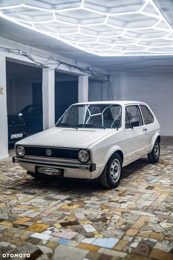 Volkswagen Golf - 4