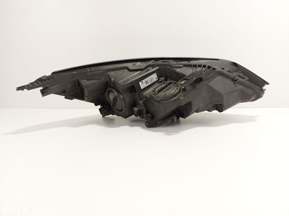 OPEL ASTRA K V 5 LAMPA LEWA LED GM 39158005 380 - 3