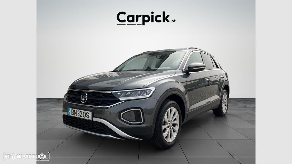 VW T-Roc 1.5 TSI Urban DSG - 2