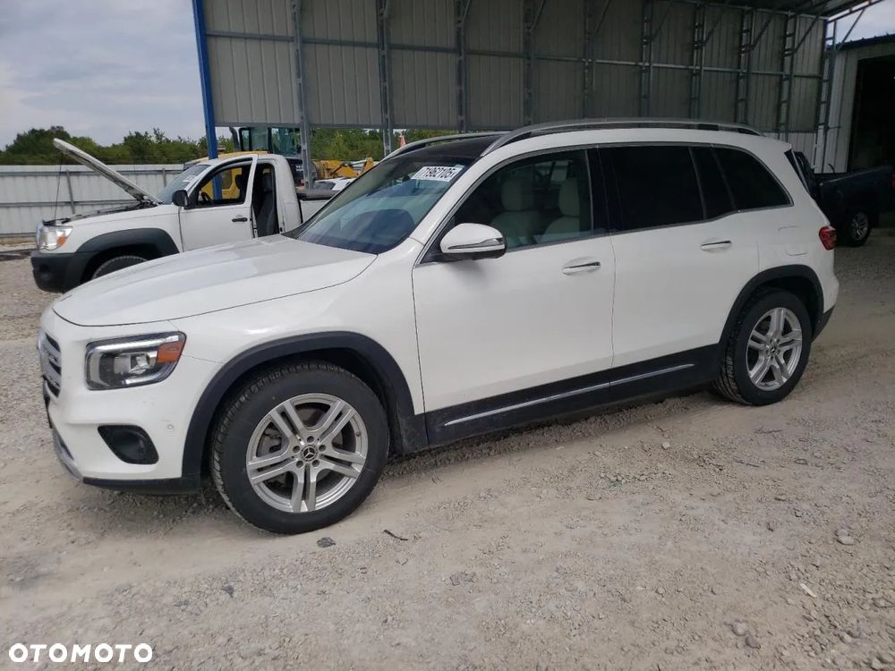 Mercedes-Benz GLB 250 4-Matic 8G-DCT - 2