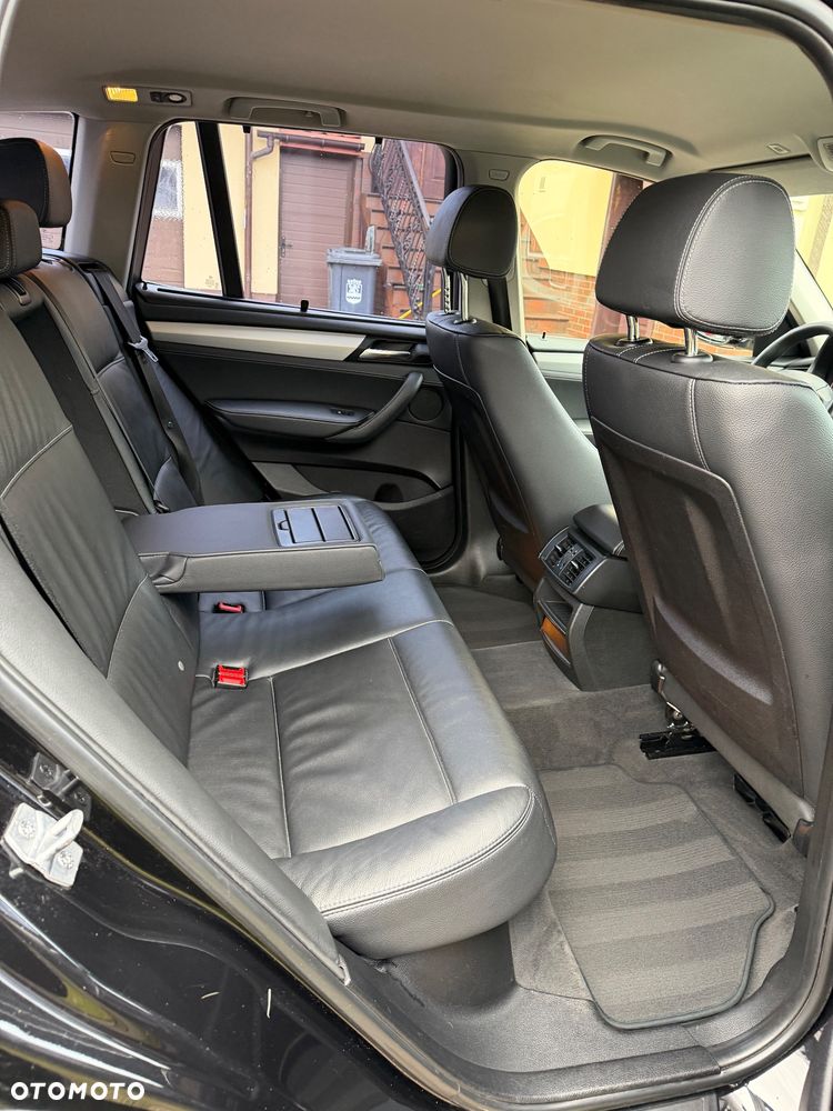 BMW X3 xDrive20d - 24