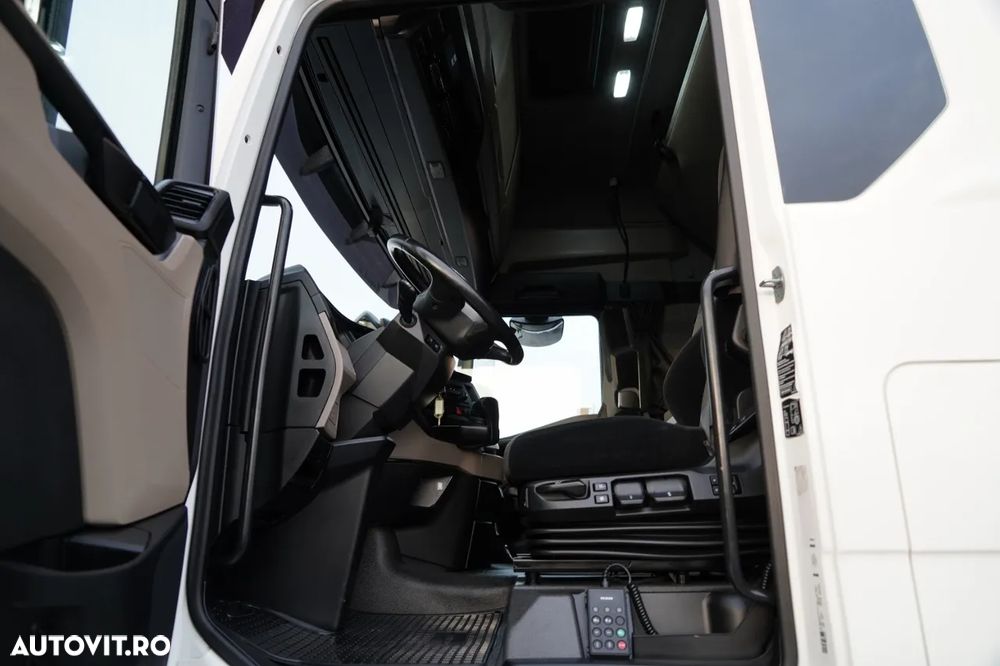 MAN 26.480 / SOLO / MEGA / 6X2 / AER CONDIȚIONAT PARCARE / PUNTE RIDICATĂ / ȘINGURI CAMIOANĂ - 24