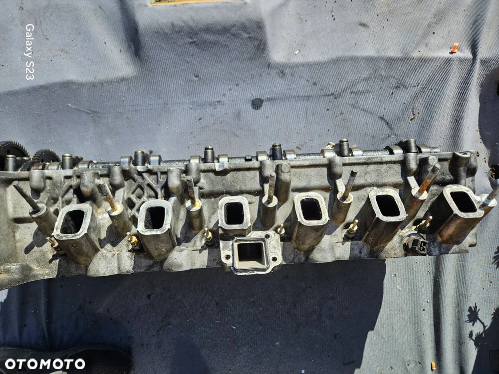 Głowica silnika wałki rozrządu BMW E60 E61 3,0 D 2006r 7781203 - 6