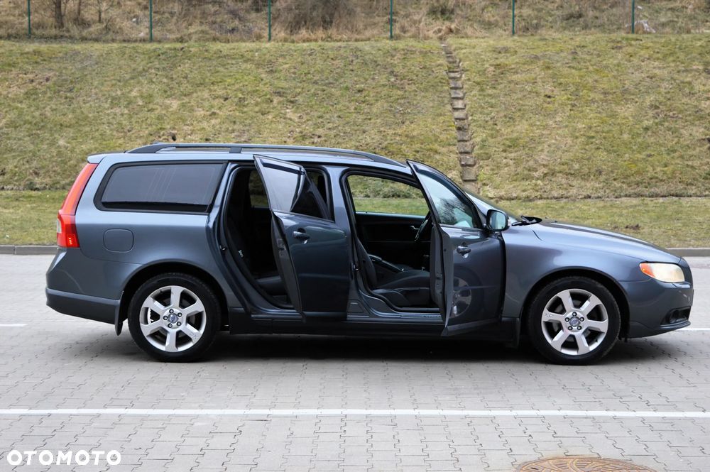 Volvo V70 - 26