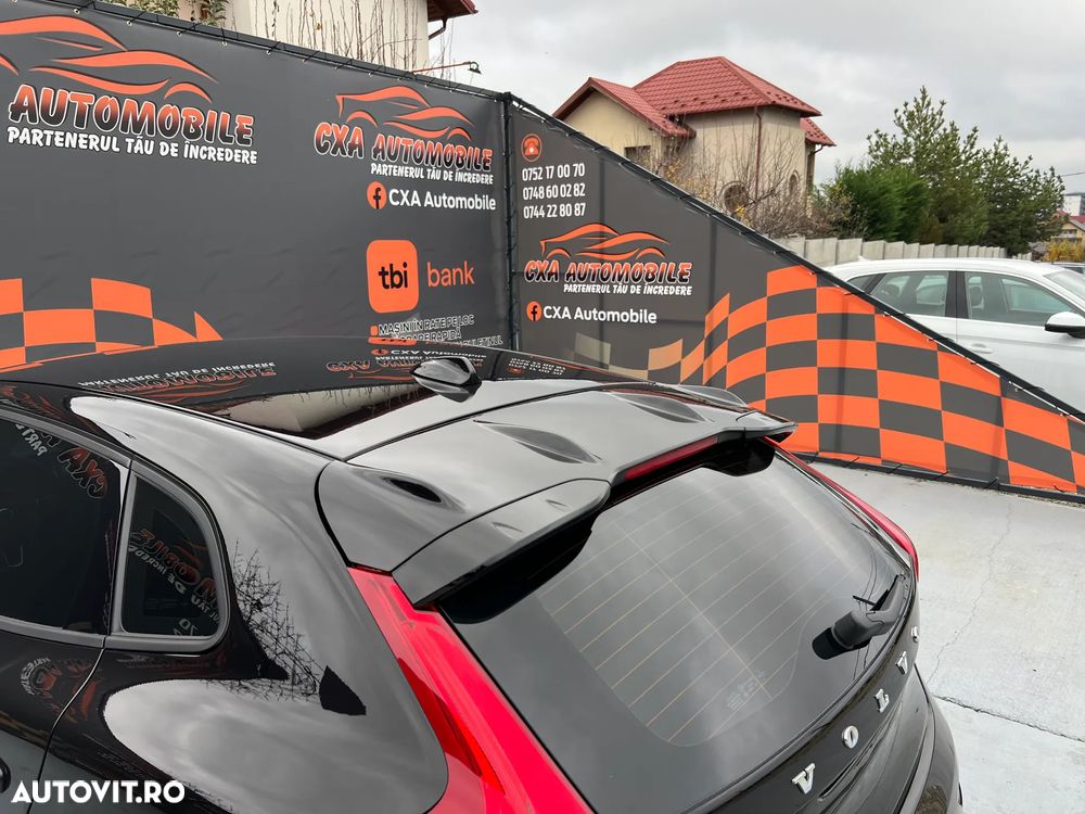 Volvo V40 D2 Geartronic RDesign - 16