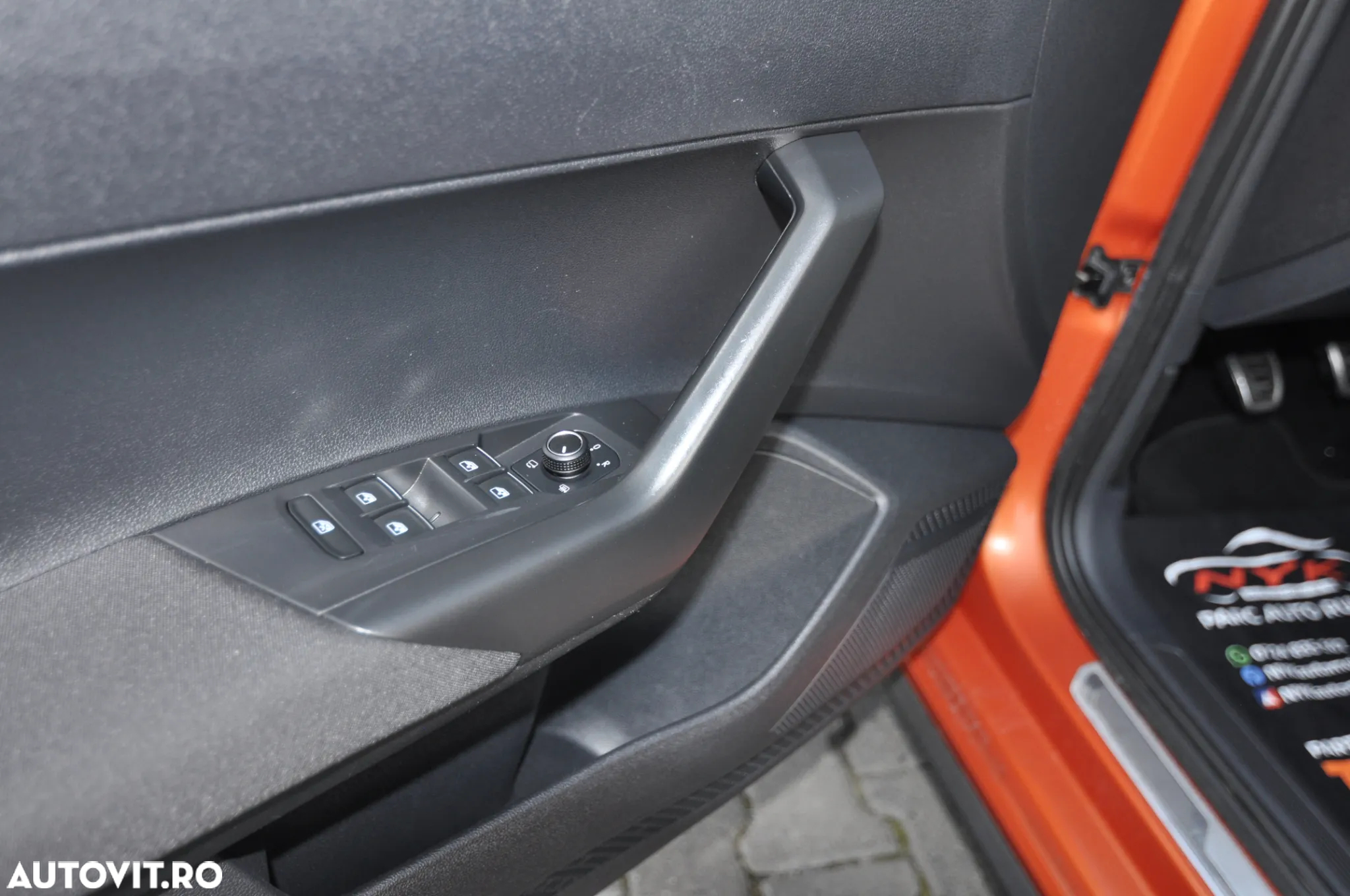 Volkswagen Polo 1.0 TSI Highline - 17