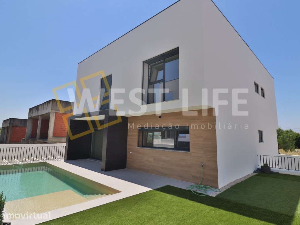 Moradia T5 com piscina e jardim de arquitetura moderna NOVA - 5 min... - Grande imagem: 2/31