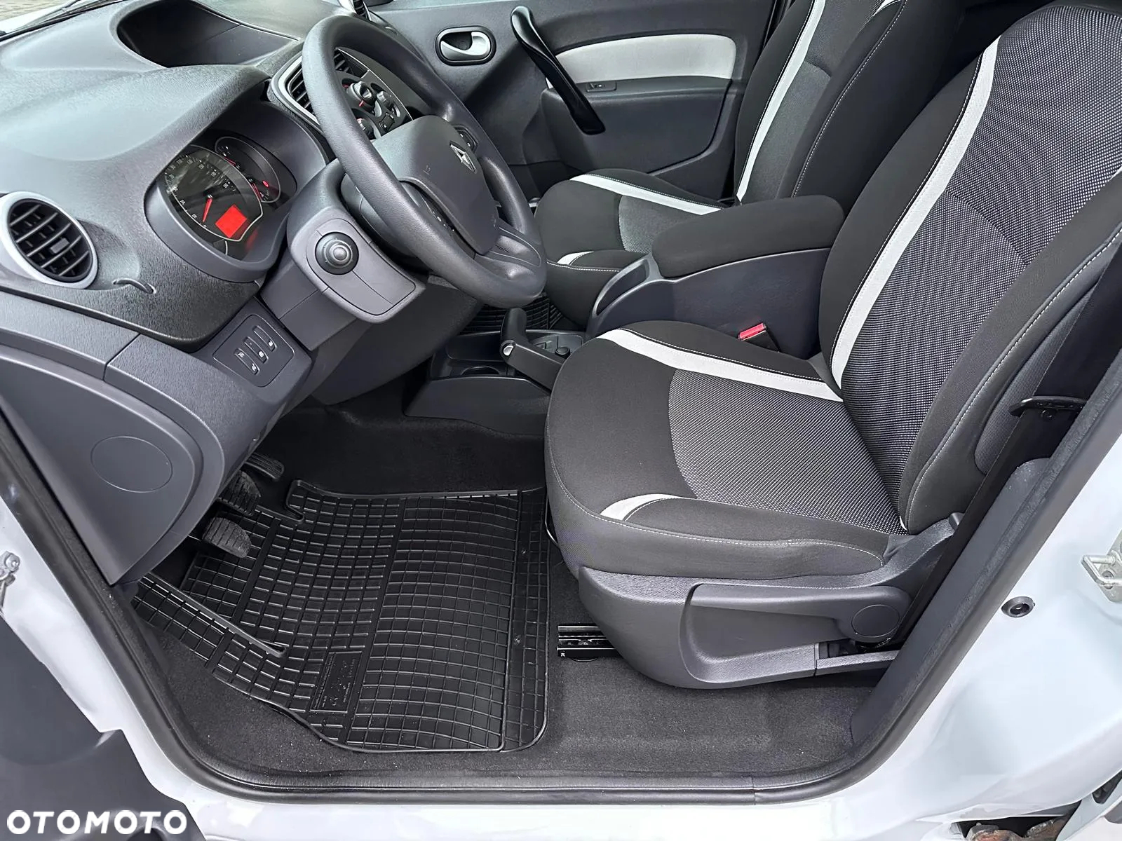 Renault Kangoo ENERGY TCe 115 Start & Stop Happy Family - 12