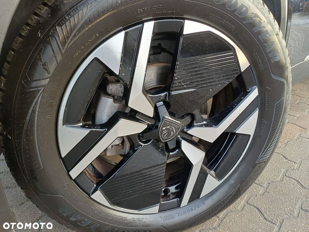 Peugeot 2008 PureTech 130 Allure S&S EAT8 - 9