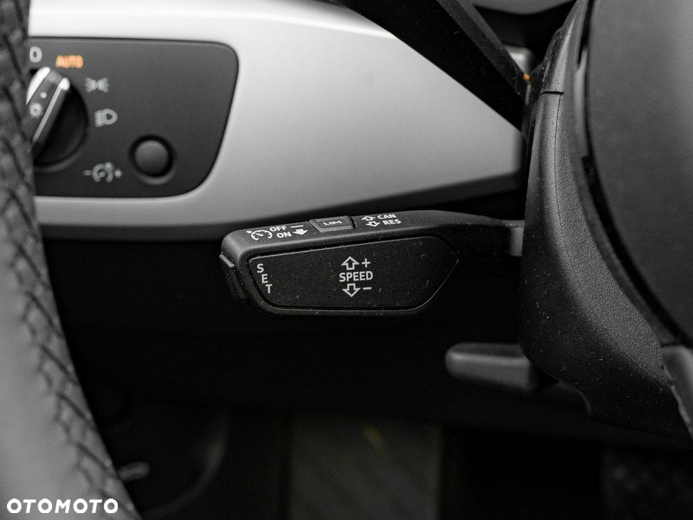 Audi A4 Limousine - 19