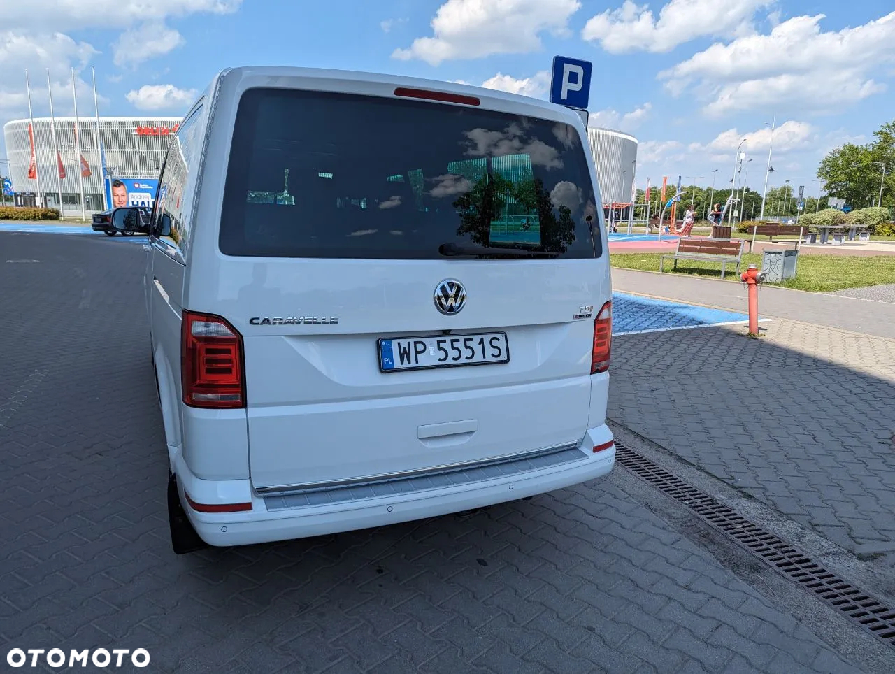 Volkswagen Caravelle - 10