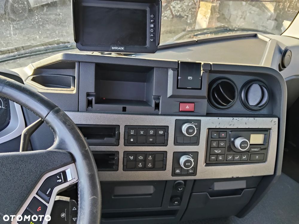 Renault GAMMA C 430 - 7