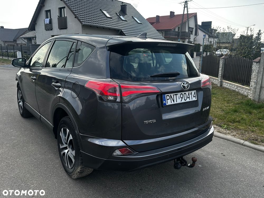 Toyota RAV4 2.0 D-4D Active 4x2 - 8