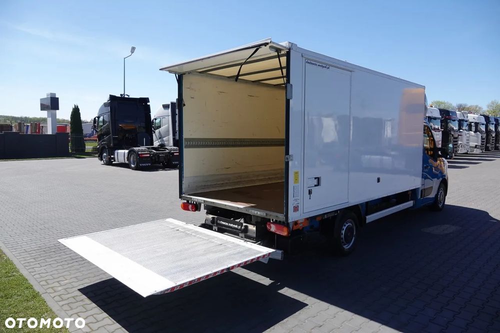 Renault MASTER / KONTENER / WINDA DHOLLANDIA - 750 KG / DMC: 3500 KG / SPROWADZONY - 18