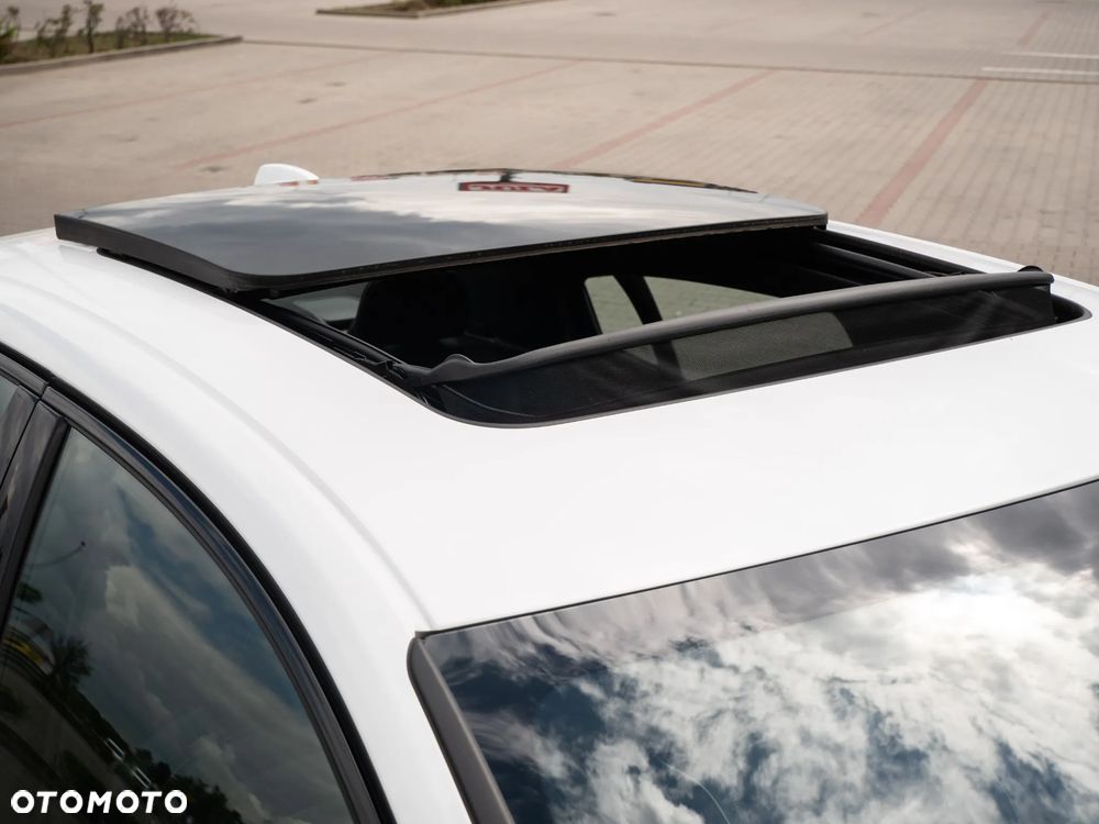 Volvo S60 B5 B AWD R-Design - 15