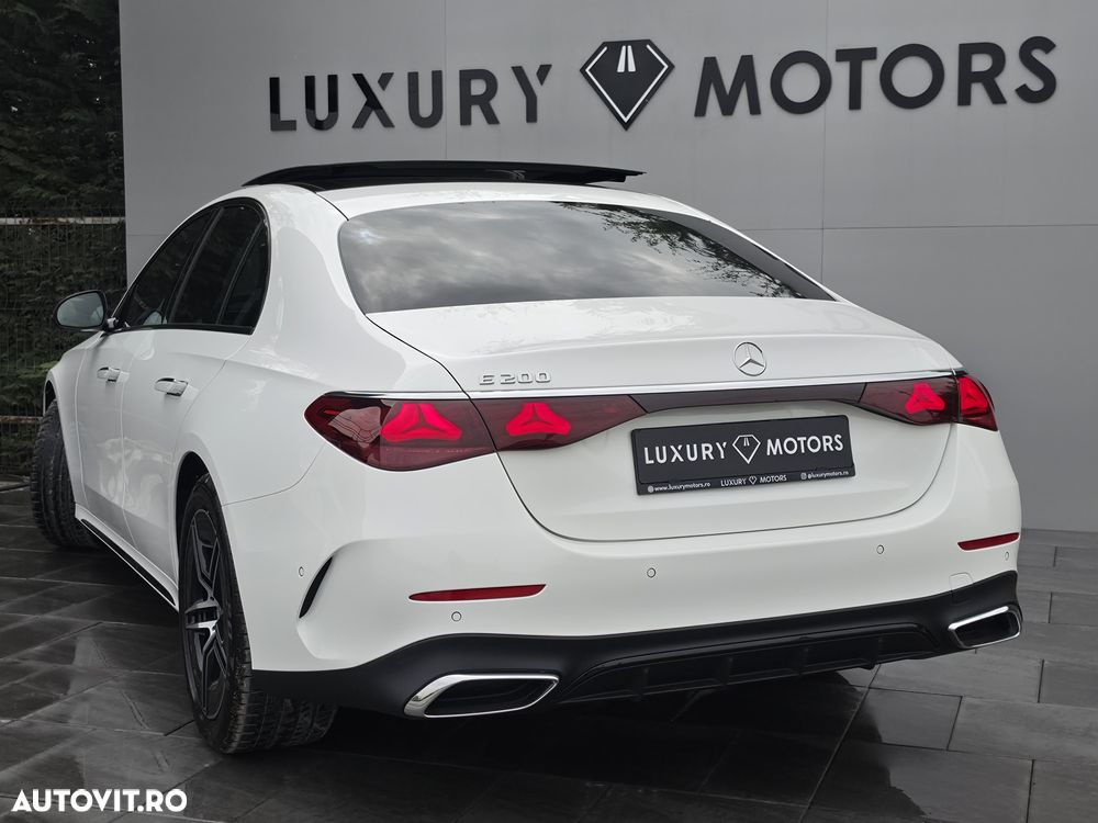 Mercedes-Benz E 200 9G-TRONIC Edition AMG Line - 32