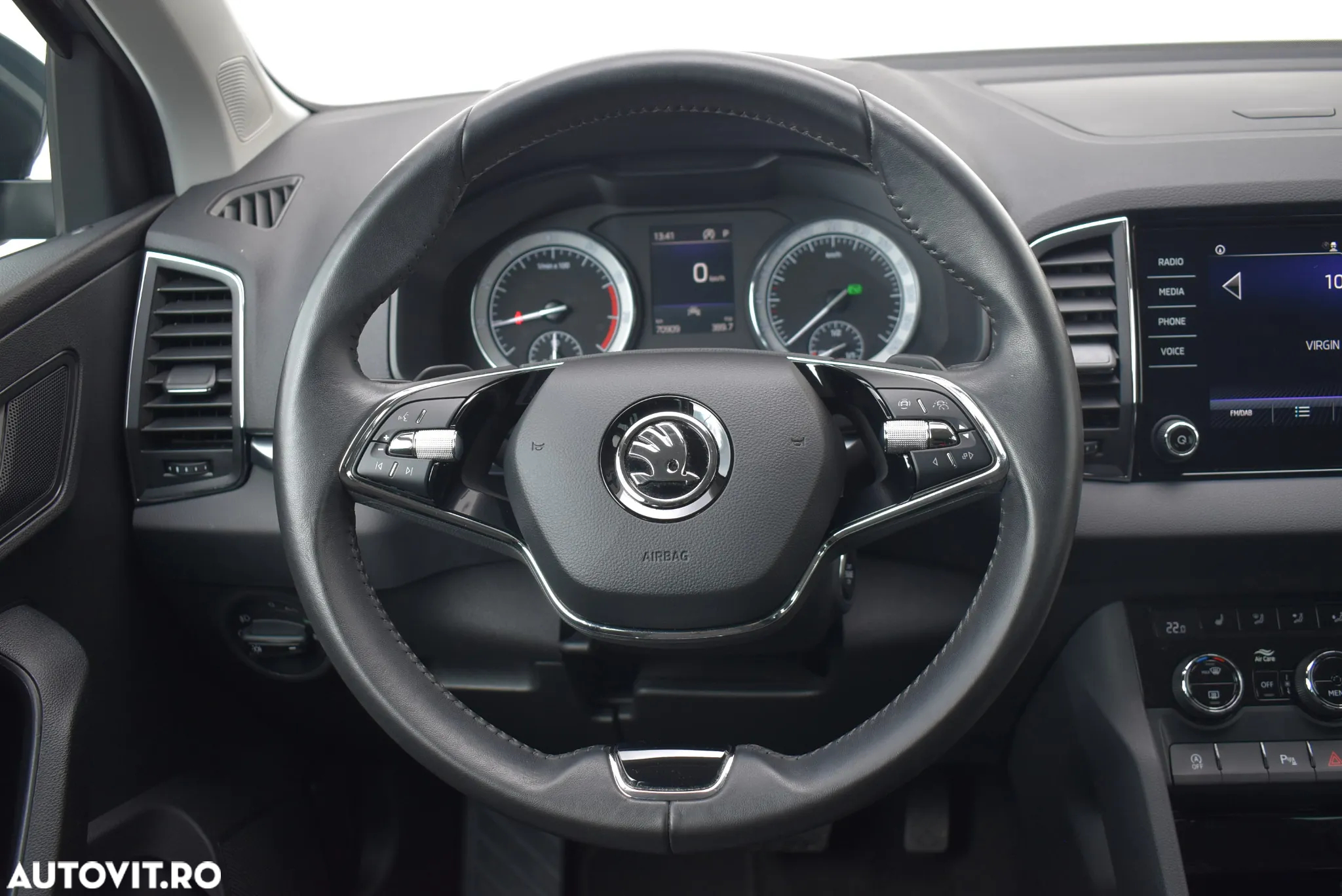 Skoda Karoq 1.5 TSI ACT DSG Ambition - 25