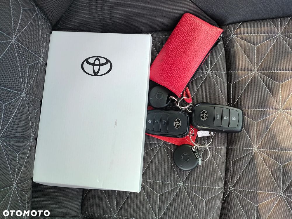 Toyota Yaris Cross Hybrid 1.5 Executive - 21