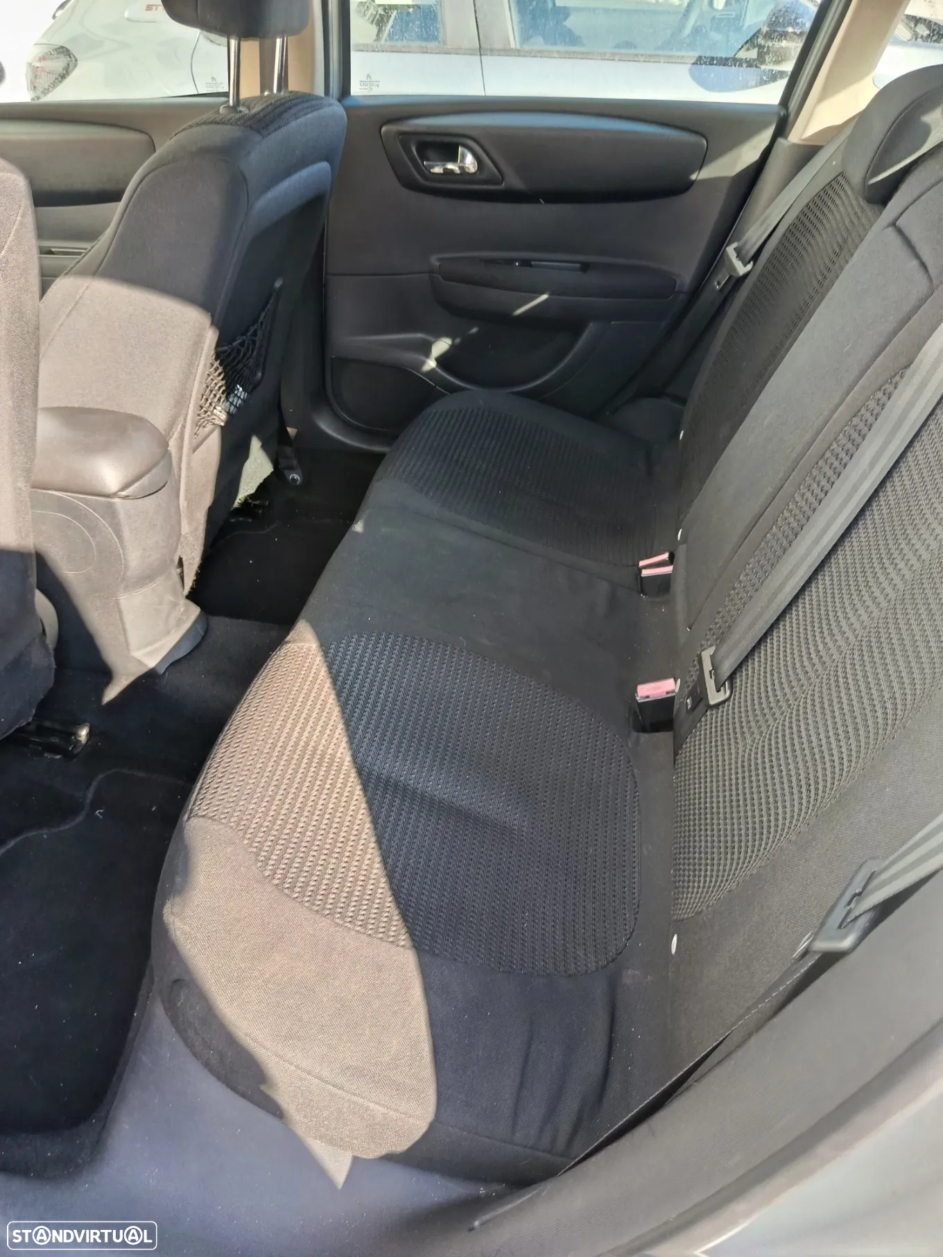 Citroën C4 1.4 16V SX - 9