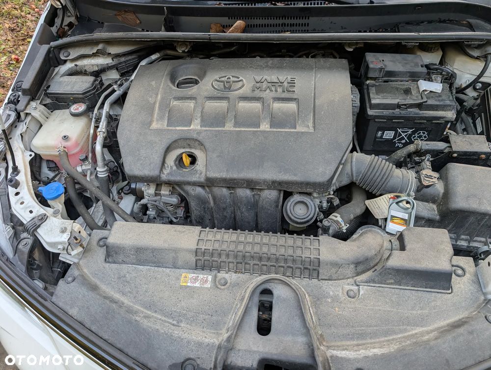 Toyota Corolla 1.6 Active - 8