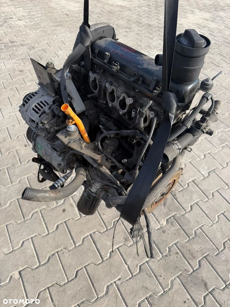 Silnik kompletny Volkswagen Golf IV 1.6B AKL - 2