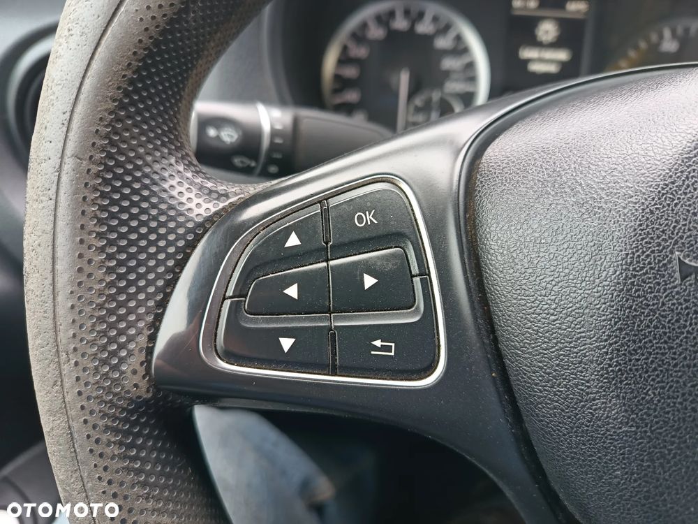 Mercedes-Benz VITO 1.6 diesel 111 CDI 114kM, WERSJA LONG L2H1 HAK, STAN BARDZO DOBRY, 2017 rok, BEZ WKŁADU FINANSOWEGO! - 36