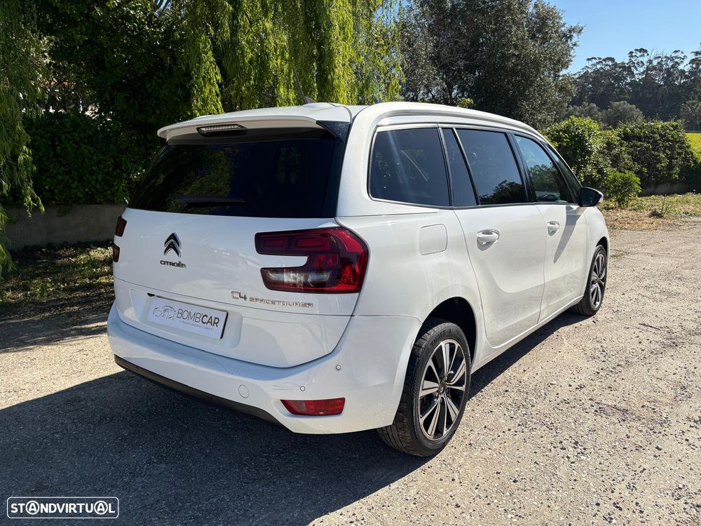 Citroën Grand C4 Spacetourer - 42