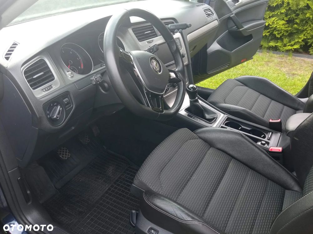 Volkswagen Golf 2.0 TDI (BlueMotion Technology) Highline - 2