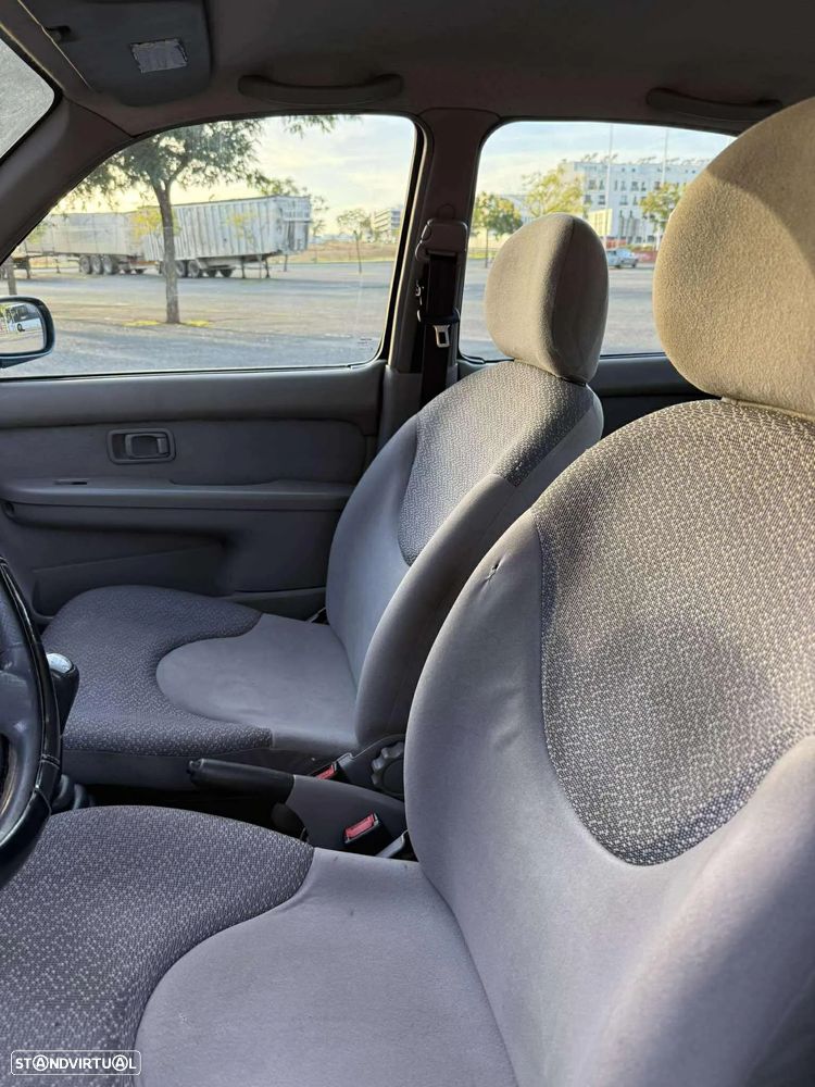 Nissan Micra 1.0 Luxury AC - 22