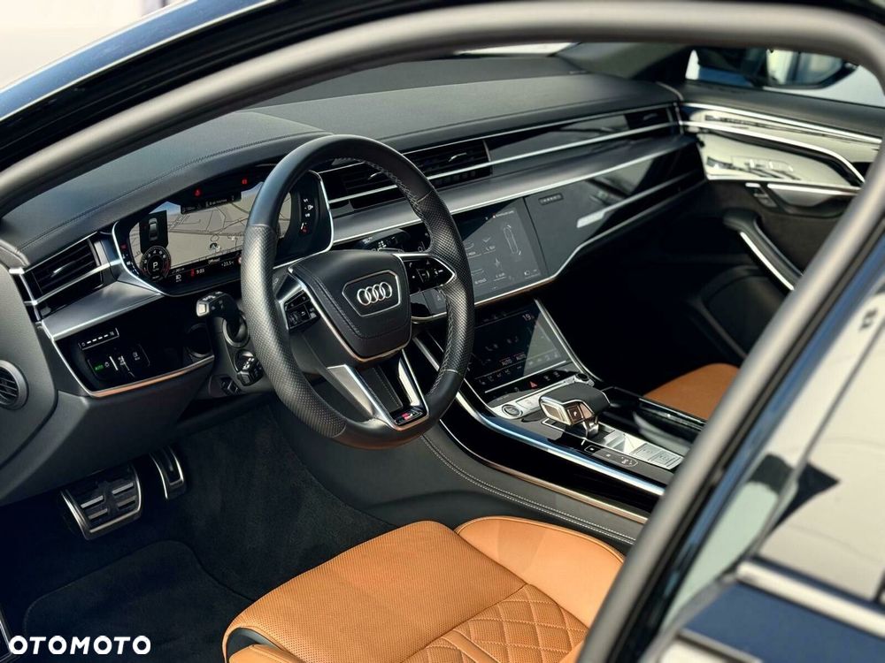 Audi A8 - 9
