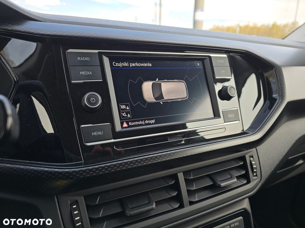 Volkswagen T-Cross - 19