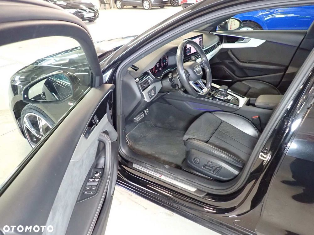 Audi A4 Limousine - 9