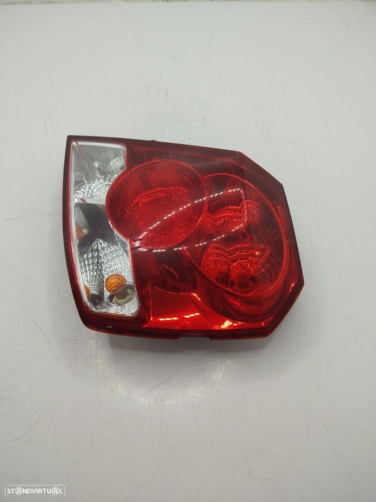 Farolim Stop Dto Chevrolet Aveo / Kalos Hatchback (T200) - 2