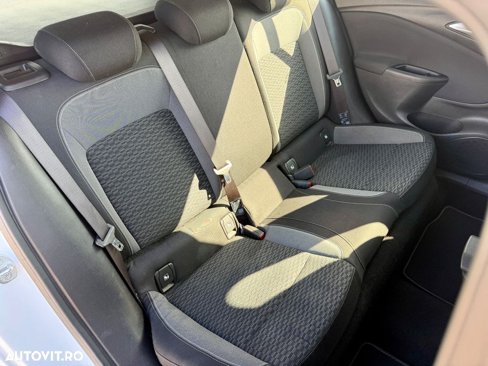 Opel Astra 1.2 Turbo Start/Stop Business Edition - 4