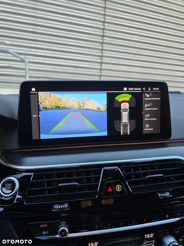 BMW Seria 5 520d xDrive MHEV M Sport sport - 36